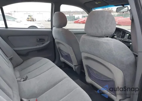 2004 Hyundai Elantra Gls/Gt из США, поврежденный, VIN KMHDN46D94U742864